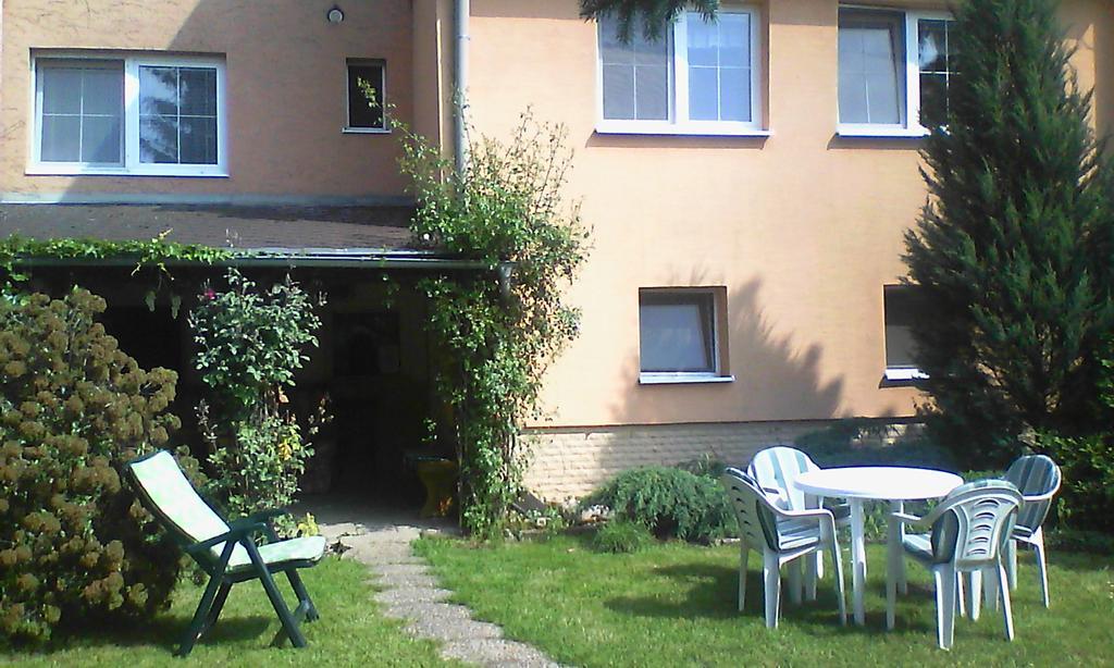 V Aleji - Ubytovani V Soukromi Valtice Exterior photo